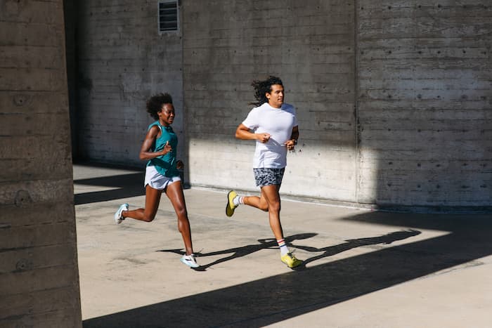 MCT Powder Benefits: So Much More Than Gut-Busting Nutrition